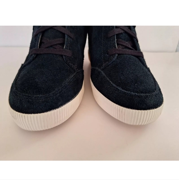 US8.5 Sorel Out N About II Wedge Suede Ankle Boots Black Waterproof - Picture 12 of 13